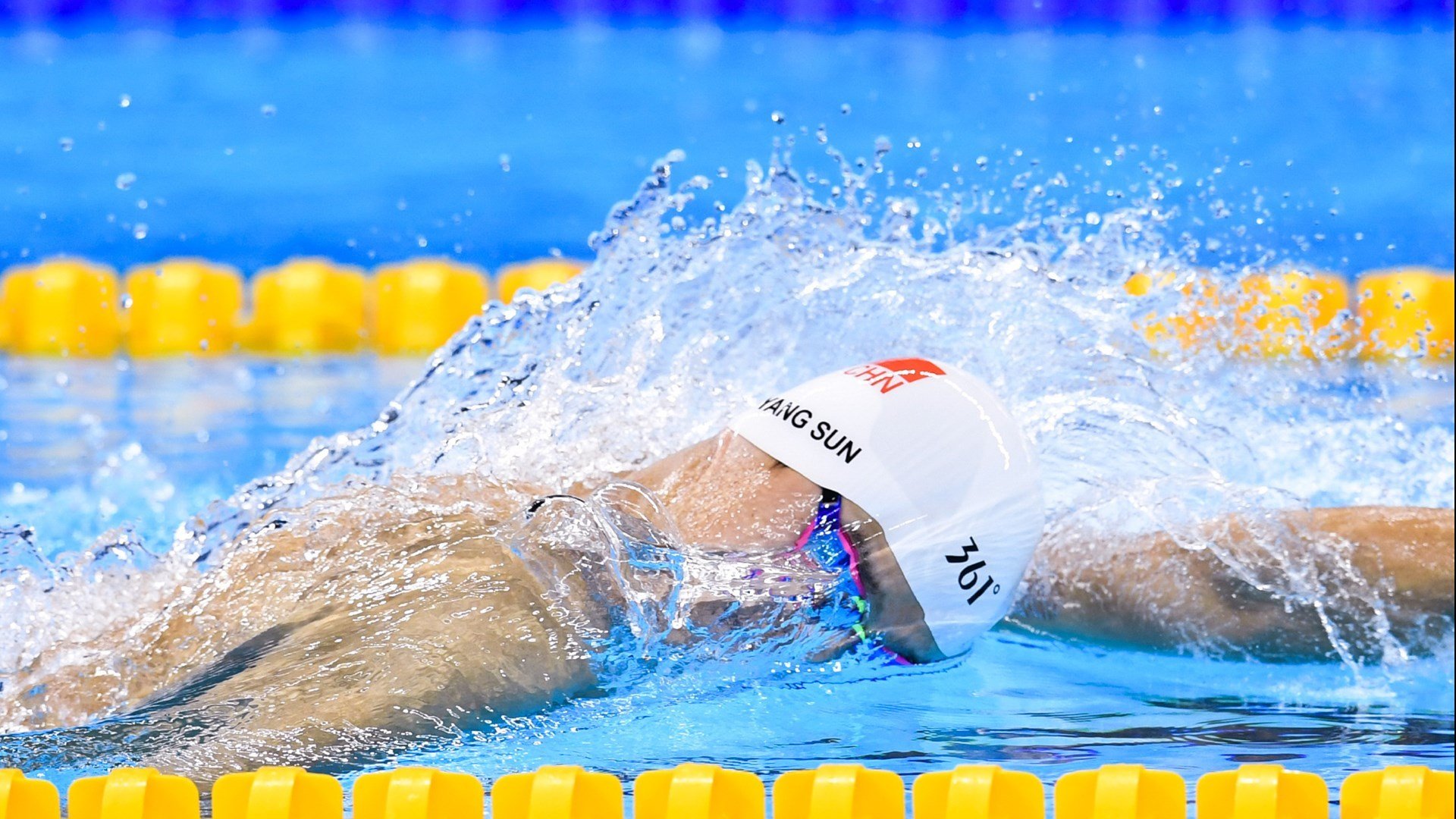 史上“炸裂”的灌篮秀：谁的动作最精彩绝伦？，灌篮视频